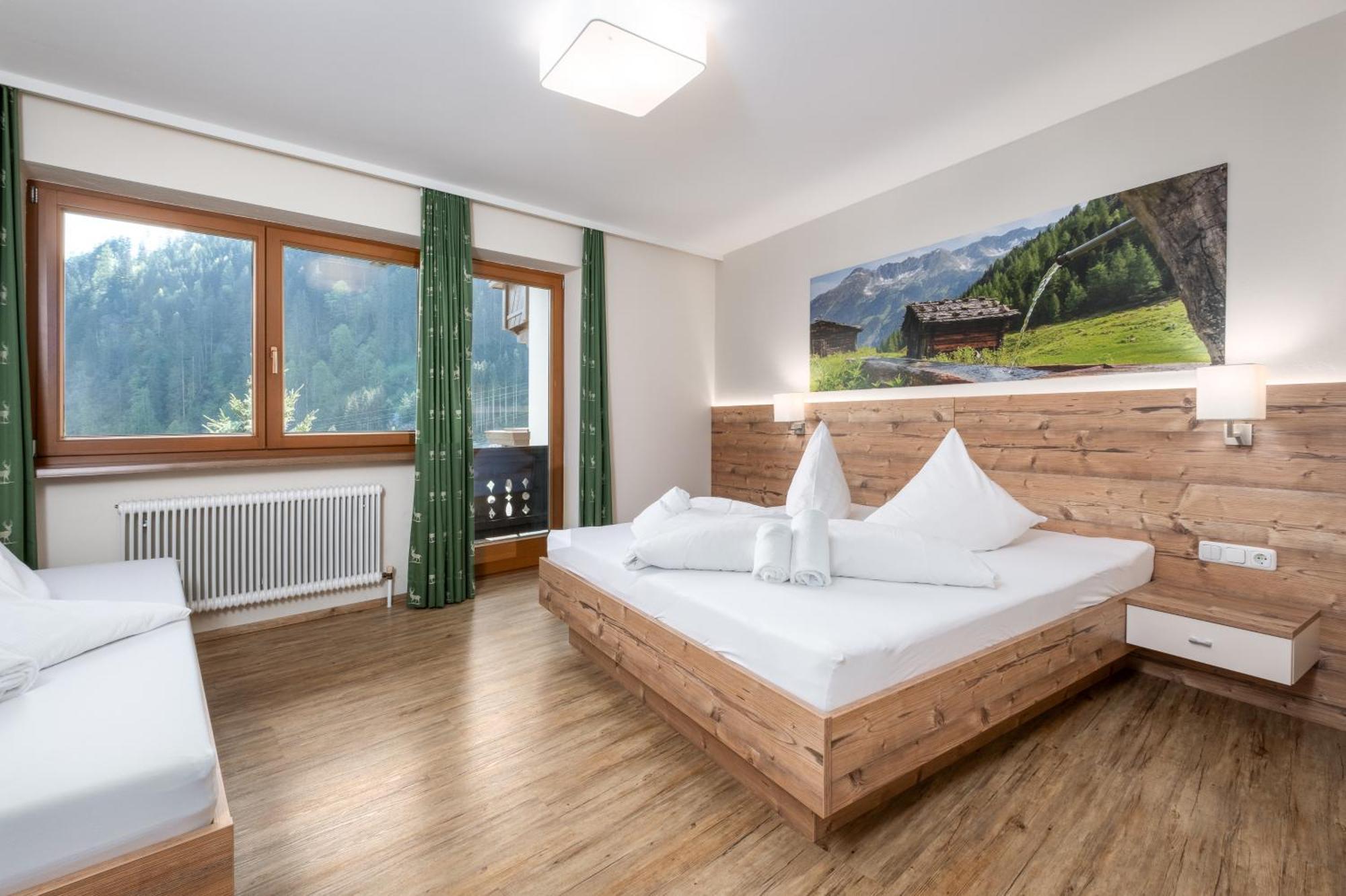 Haus Tuxerklamm Apartment Mayrhofen Luaran gambar